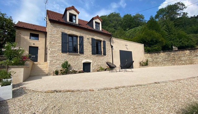 5* winegrower's house, 100% renovated using traditional materials