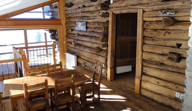 - 50 % from 28/02 to 7/03 Pretty, renovated, detached 4-star farmhouse (6-10 pers.)