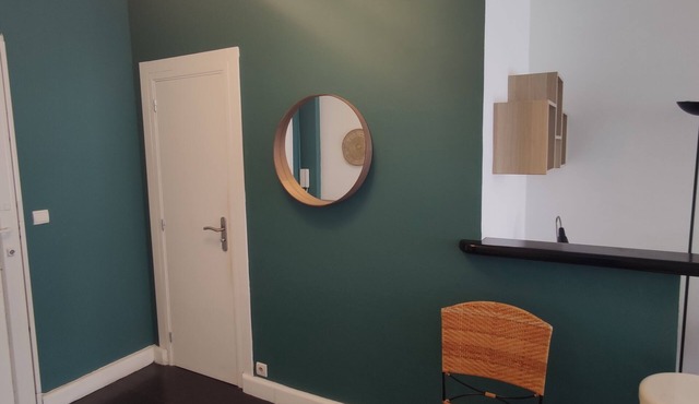 50 meters from the beach and the Promenade des Anglais.