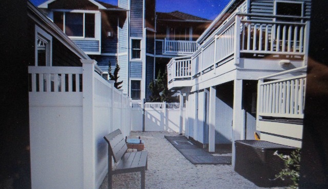 50 STEPS TO BEACH - FIRST FROM THE OCEAN- OCEAN VIEW - BEACH HAVEN GARDENS, LBI