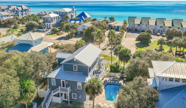 50 Steps to Quiet Gated Beach! Private Heated Pool-LOTS of Parking + 6 Bikes!