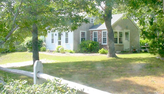 500 ft to the Beach. Walk to Sand, Sun & Surf!