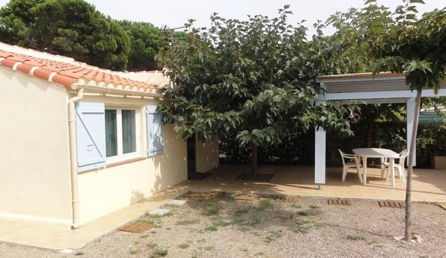 500 METERS FROM THE SANDY BEACH ST MARIE FROM THE SEA MAISON HOLIDAY WITH TERRACE .