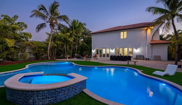 5000Sf Luxe Mansion/Pool/Gameroom