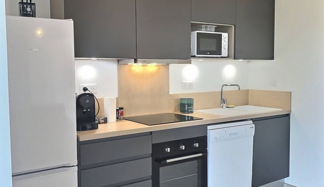 500m from the sea: Modern apartment for 6 people (ref 390660)