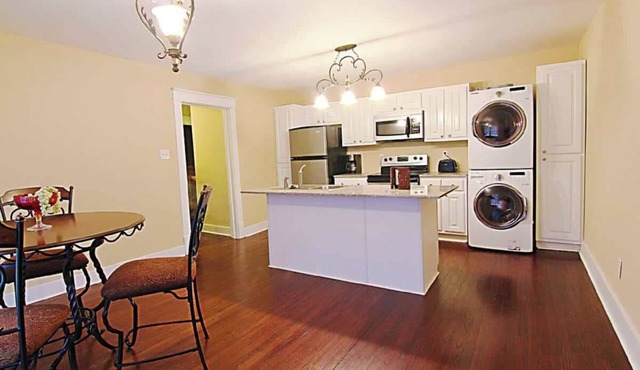 501#D - Right Downtown with Balcony/Full Kitchen!