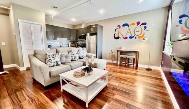 504 Luexy 1BDR apt in center city