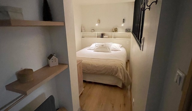 50m from Amiens cathedral, apartment with garage in the center of town