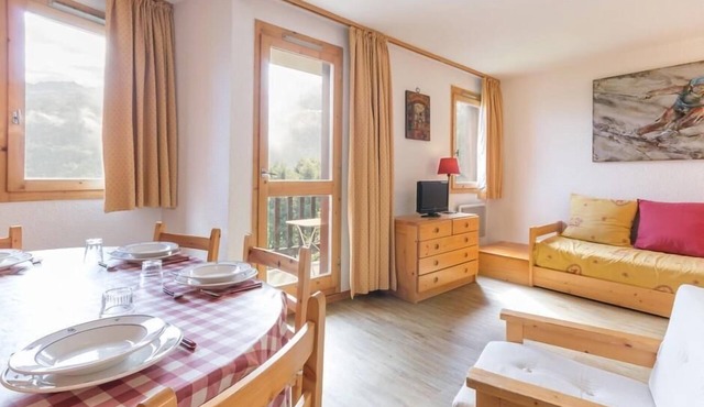 50m from ski slopes, 1st floor, balcony, tv, ski locker, 33m², Montchavin La Plagne