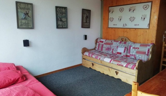 50m from ski slopes, 3rd floor, balcony, tv, ski locker, 33m², Les Arcs