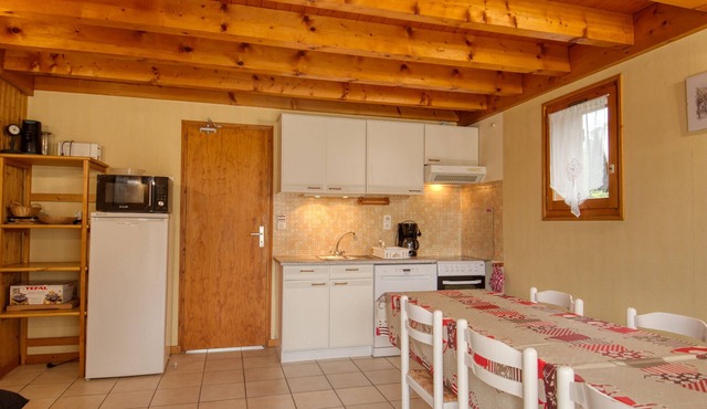 50m² Chalet in Morillon, near Blue Lake, parking