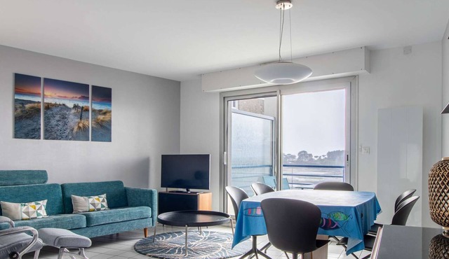 510 - 2-bedroom apartment in Erquy with full sea view