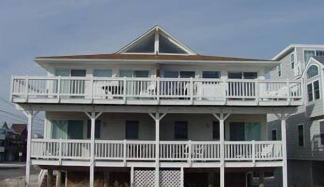 5118 Marine Place North