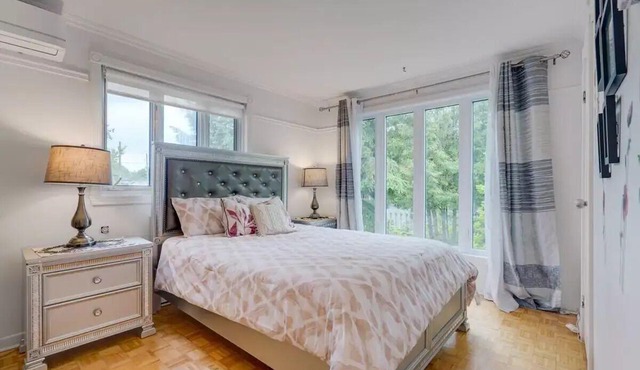 5155: Charming House near MTL city centernn