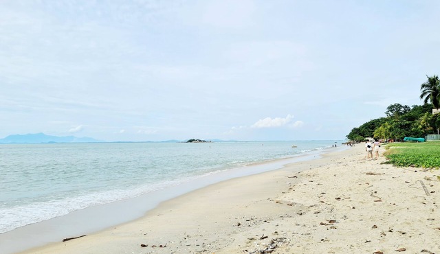 527 BeachHouse @ 5 bedroom -3min walk to the beach