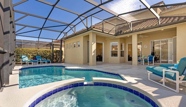 527 - Beautiful Mediterranean Style Villa Close to Disney with Private Pool and Spa