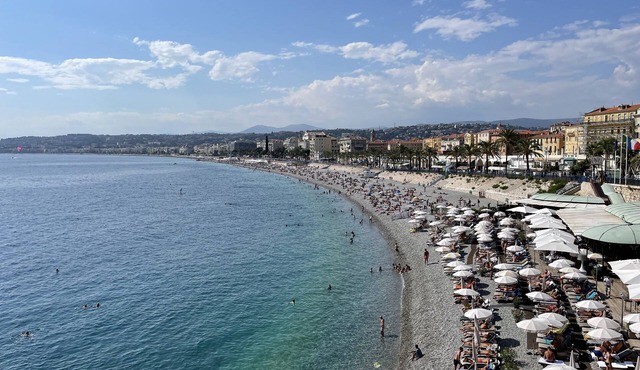 53 m2 2-room apartment, renovated, bright and quiet