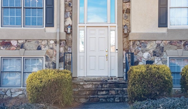 530 Waterford Drive, Cartersville