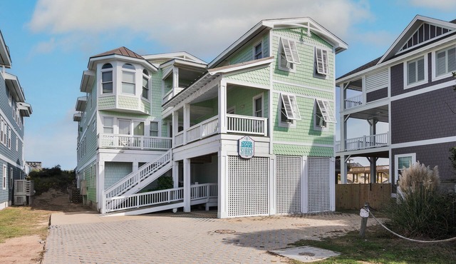 5466-The Stars, | Oceanfront | Nags Head | Sleeps 26