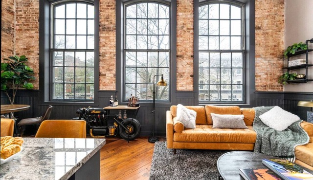 547 Cherry # 201 - The Rookery - Luxe Property