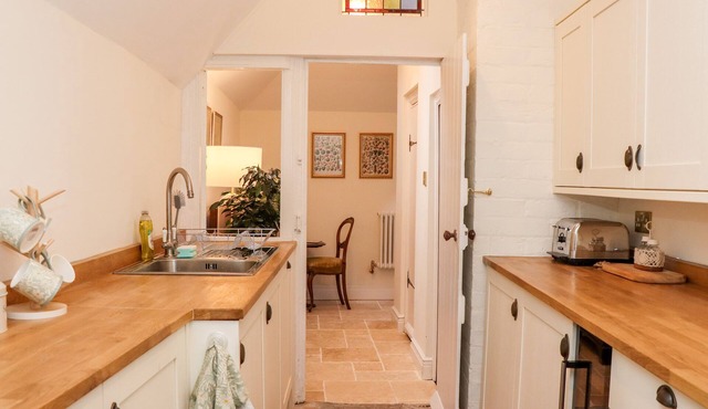 55 CHURCH STREET, romantic, luxury holiday cottage in Tewkesbury
