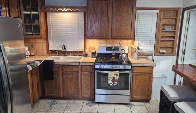 55%off for 29day booking Charming Light Blue 4 bedrooms 2 baths house Littleton