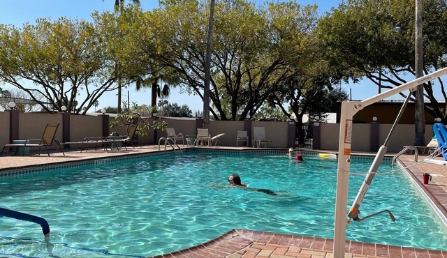 55&Up? WHAT A DEAL in a POPULAR RGV PARK! Gated, Great Pool & Sunshine!