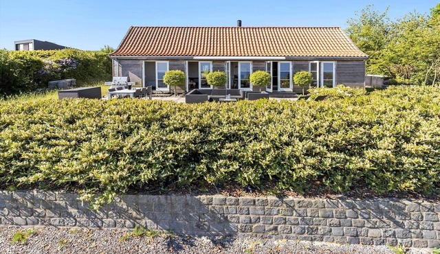 5533 Svaneke - Bølsbakke 23