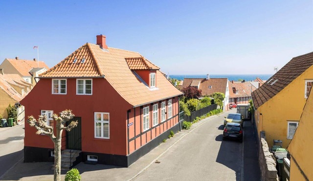 5587 Svaneke - Otto Holst Bakke 2