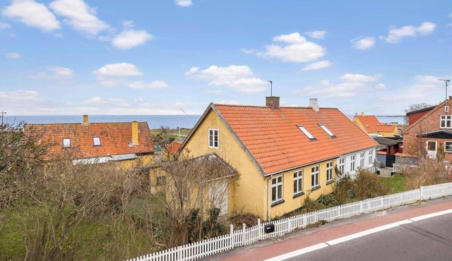 5619 Svaneke - Hans Thygesensvej 1