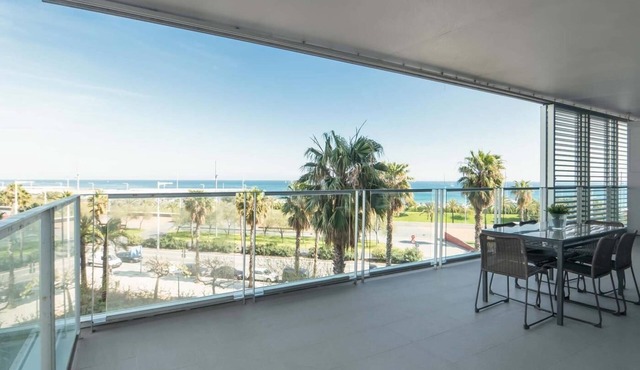 569 - Beach Apartment w/Pool V