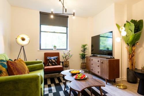 #57 Central Taunton 2BR APT