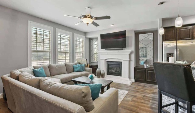 5721 Headquarters · Luxurious Townhouse across from Legacy West