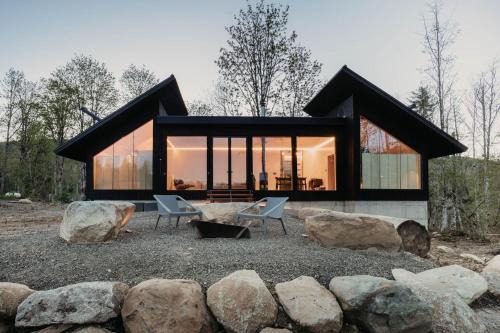 58MF - Wi-Fi - Pets OK - EVC - Amazing Views cabin