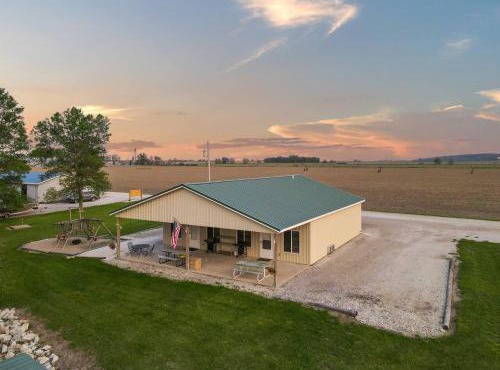 595 On the River 5 beds Peaceful