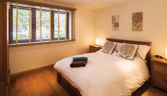 5a Ashbrook Mews 5a A