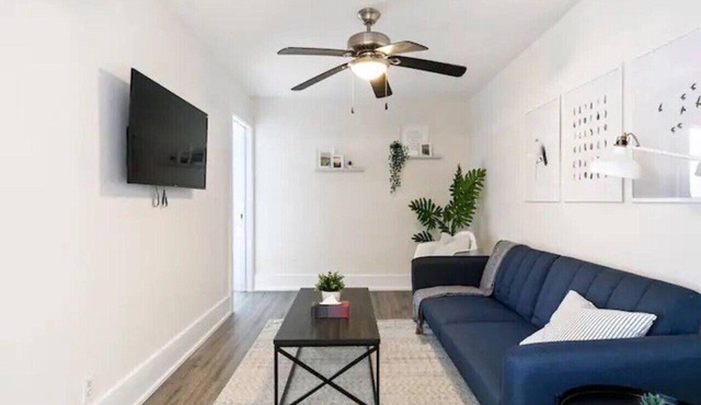 5bd/2Ba Walkerville Suite - mins to DT, WIFI