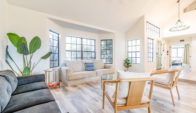 5bd/3ba, Gas Grill, King Beds, Huge Saguaro, Mountain Views | Sunoria Haus