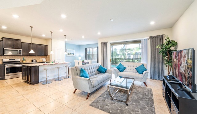 5BD 4BA Disney Pool Solterra 5425