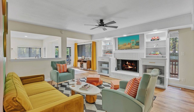 5BD Wes Anderson-Theme - Movie Theater & Ping Pong