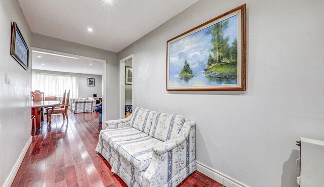 5bedroom cottage, Kirkfield hotub