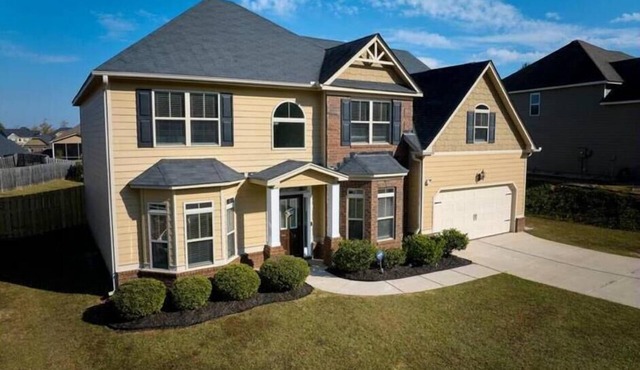 5Br, 3Ba, 10 beds, SuperHost, 5 min to Eisenhower