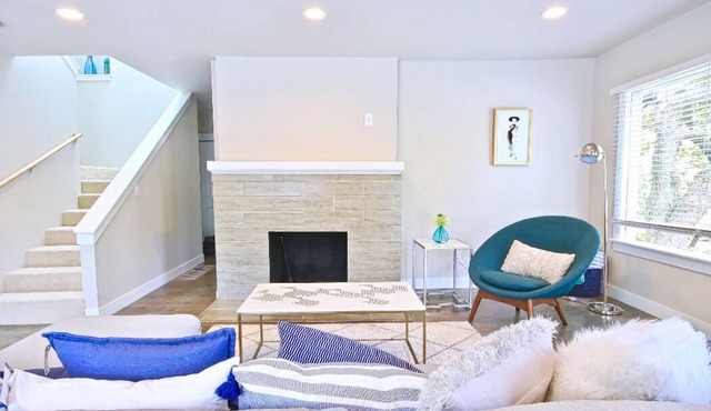 5BR/3BA Capitol Hill home in the heart of Seattle!