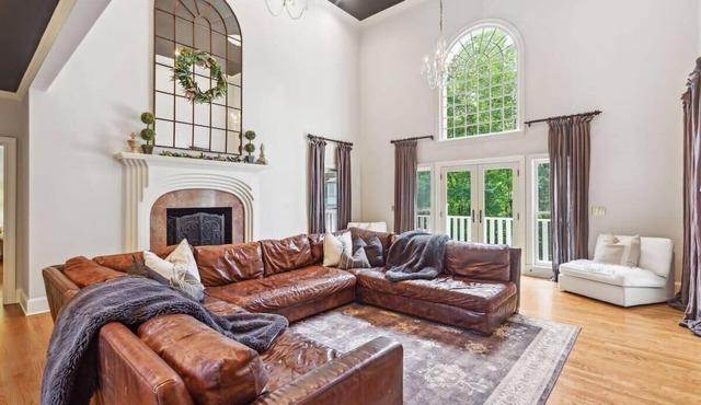 5BR/4.5BA | Saltwater Pool & Hot Tub | Sleeps 14