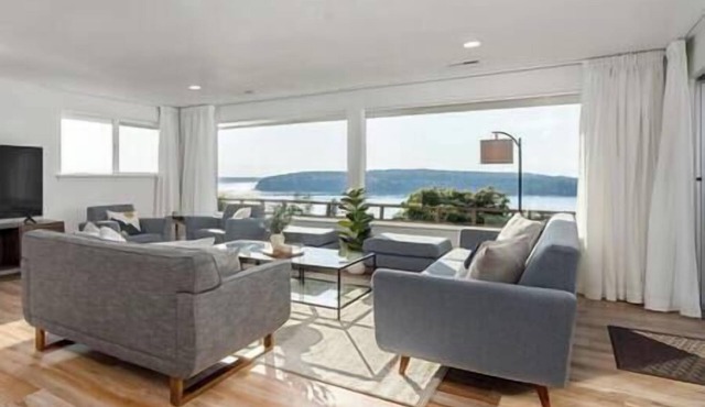 5BR/4BA: Spacious Step-Free Main Level, Relaxing Views, Next to Chamber Bay Golf