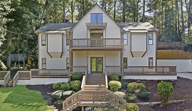 5BR & 4BA vacation home to relax, recreate or reset, and strategically located