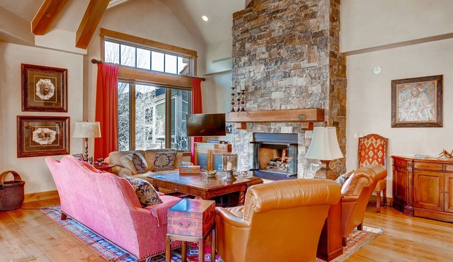 5br/5ba , Ski In/out In Arrowhead, 3523 Sq Ft! 5 Bedroom Condo by RedAwning