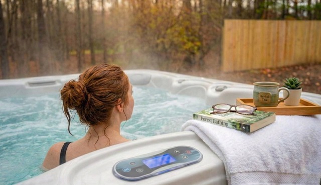 5BR/6BA Pool & Hot Tub by Woodstock