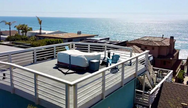 5br/9 bed/11 room huge beach house with rooftop deck and shaded back yard