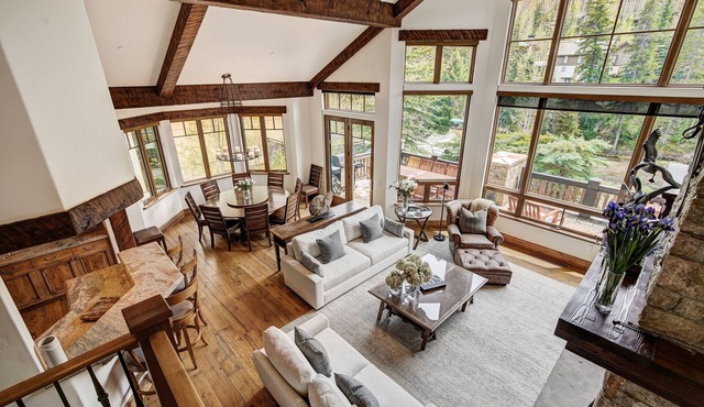 5BR Alpine Luxury Home with Private Hot Tub by RedAwning - Save 20% on 7+ Nights!